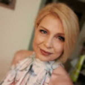 Meet your Posher, Lydia